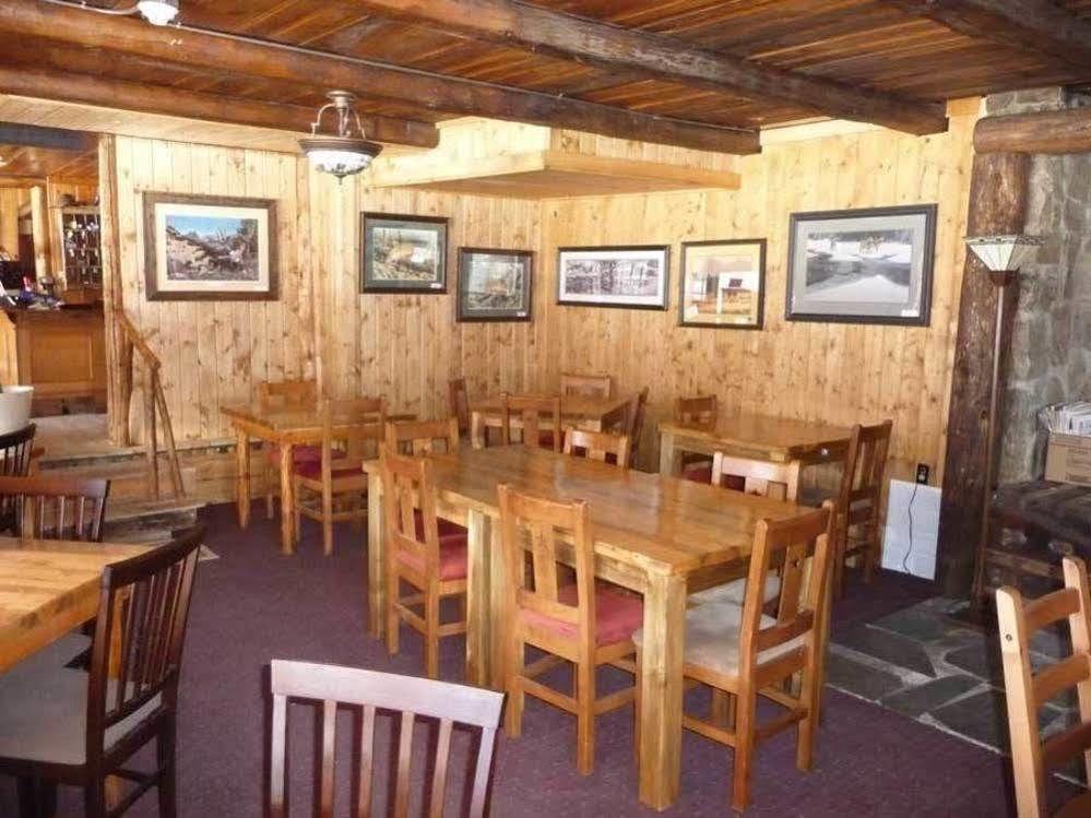 The Twin Lakes Inn Екстериор снимка